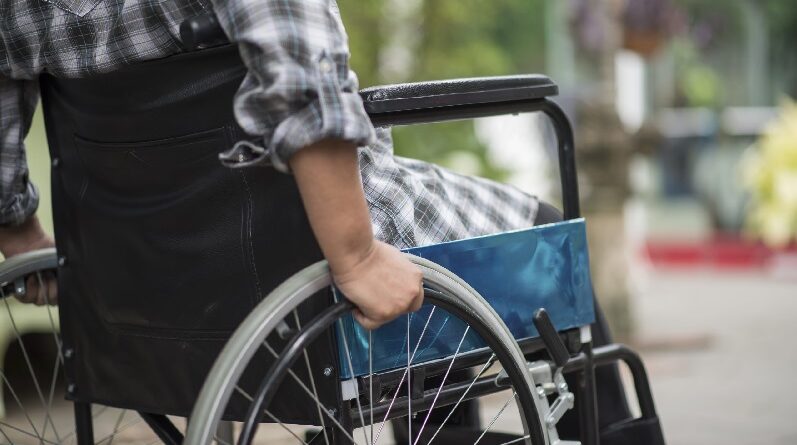 Disabili e lavoro, nel 2021 raddoppiano avviamenti in aziende non in obbligo