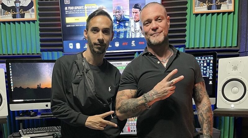 Alessandro Regis, Un nuovo progetto musicale per il volto de Le Iene