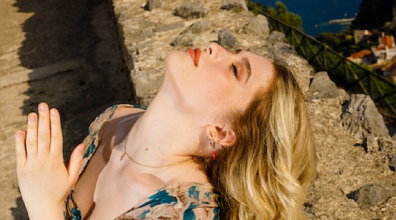 Alessandra Tumolillo online con "Preghiere"