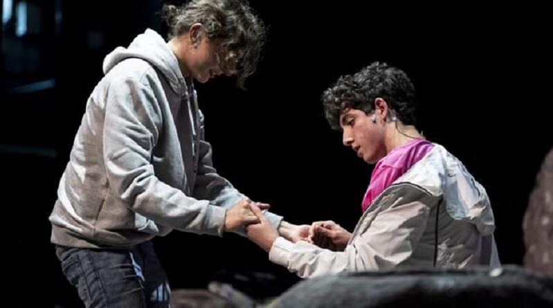 “Nascondino” lo spettacolo che unisce il teatro e la pedagogia