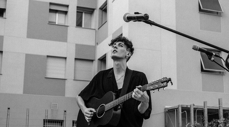 "Parlami” di Vin Martin: ricordami di non amarti