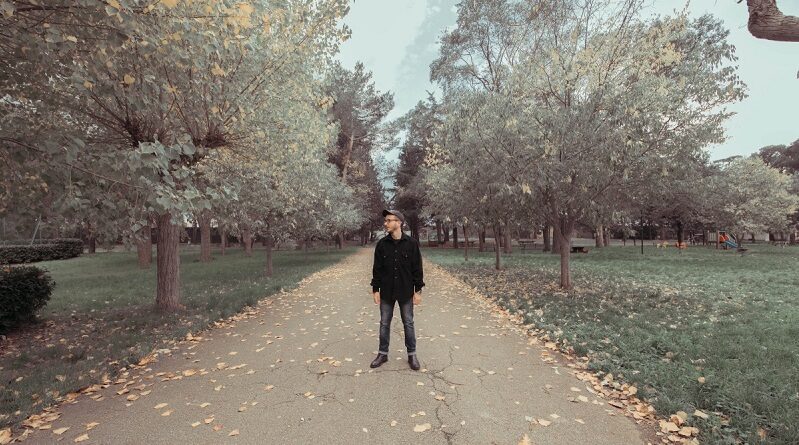 Mariano Casulli torna con "La fine": il singolo del cantautore pugliese disponibile dal 5 aprile